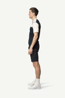 Devold Lauparen Merino 190 Zip Tee MAN, kolor: Raw White/Ink/Black - prezentacja na modelu - bok