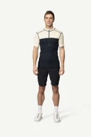 Devold Lauparen Merino 190 Zip Tee MAN, kolor: Raw White/Ink/Black - prezentacja na modelu - przód