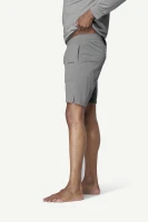 Devold Everyday Shorts MAN, kolor: Griffin - prezentacja na modelu - bok