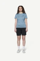 Devold Active Devold Legacy Tee WMN, kolor: Skyblue - prezentacja na modelce - przód