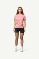 Devold Active Tee WMN, kolor: Apricot - prezentacja na modelce - przód
