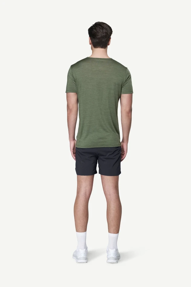Devold Active Skyline Tee MAN, kolor: Forest - prezentacja na modelu - tył