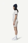 Devold Archive Ringer Tee, kolor: White/Ink - prezentacja na modelce - bok