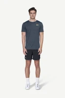 Devold Active "Devold Legacy" Tee MAN, kolor: Night - prezentacja na modelu - przód