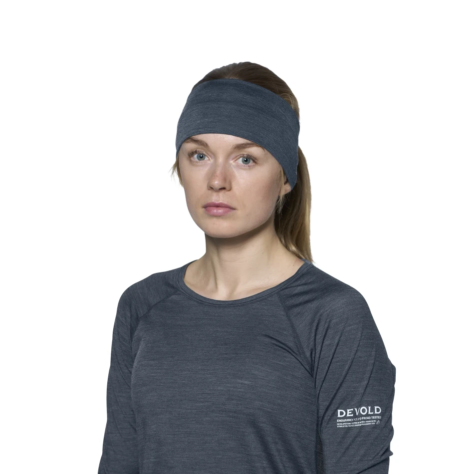Devold Endurance Merino Light Headband - prezentacja na modelce