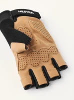 Hestra Bike Guard D3O Short Grey Dłoń3