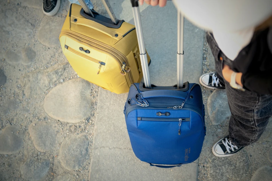 Eagle Creek Expanse 4-Wheel International Carry On - zdjęcie w terenie 7