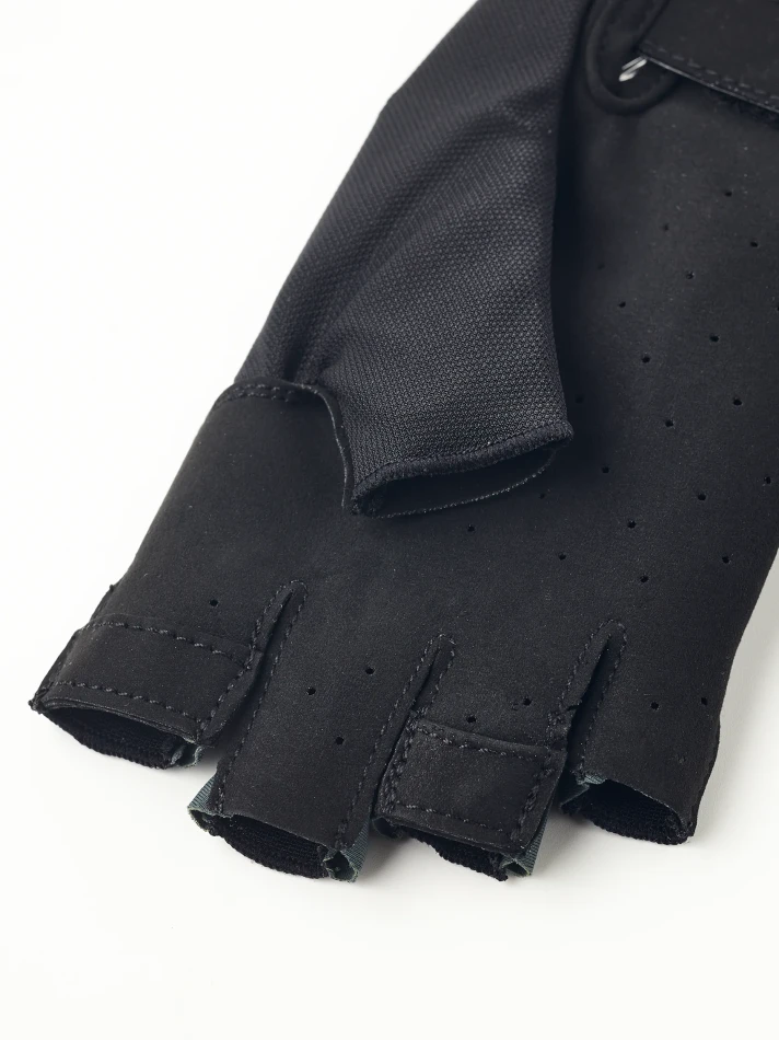 Hestra Ventair Short | Black 1