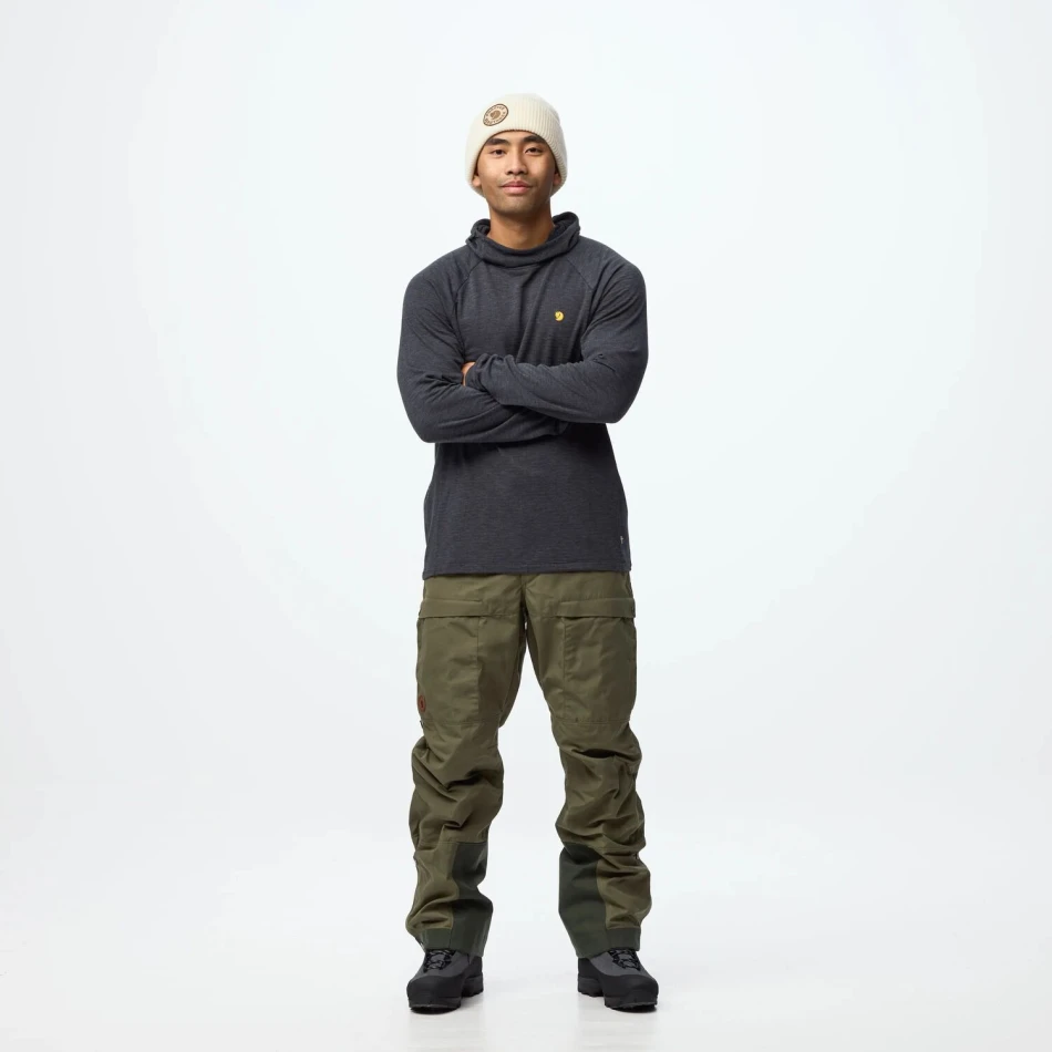Bergtagen Midlayer Hoodie M | 550 Black