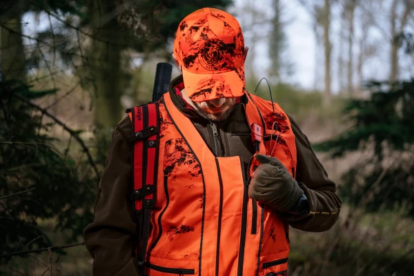 Harkila Wildboar Pro Blaze Camo Waistcoat 2