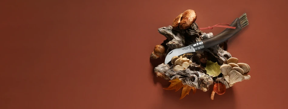 Opinel No. 08 Black Walnut Mushroom