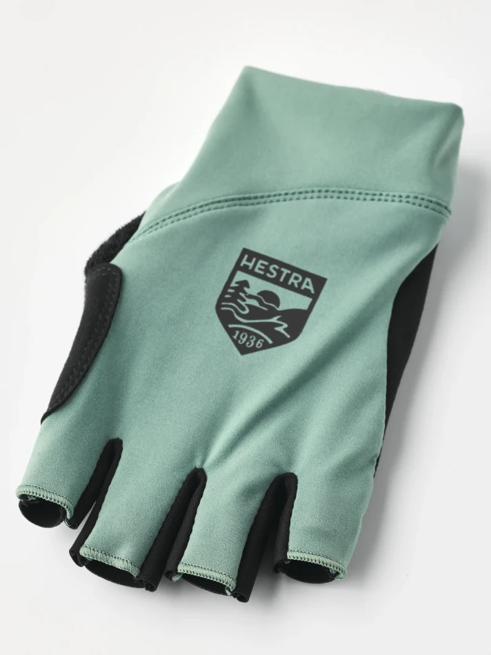 Hestra Apex Short - 857 Silver Green