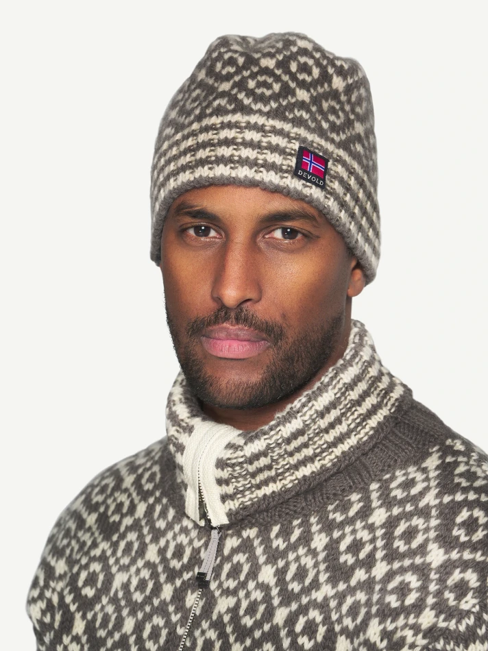 Svalbard Wool Beanie, kolor: 696B - Falcon / Offwhite