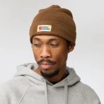 Vardag Classic Beanie: 299 - Dark Oak