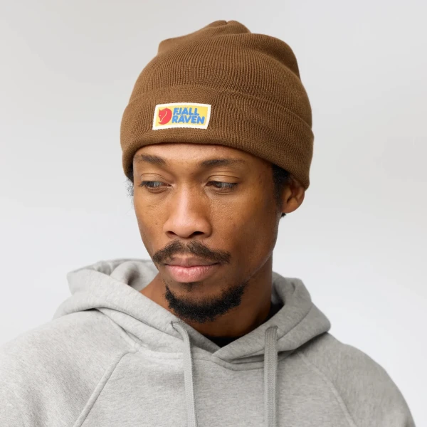 Vardag Classic Beanie: 299 - Dark Oak