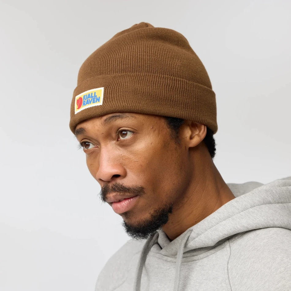 Vardag Classic Beanie: 299 - Dark Oak