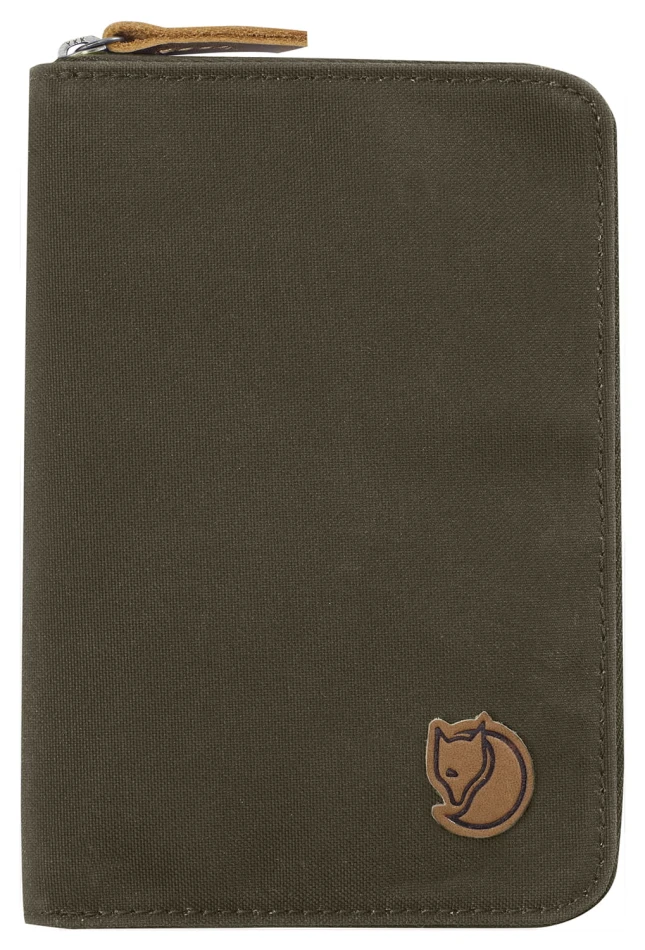 Passport Wallet, kolor: 633 - Dark Olive