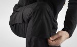 Fjallraven_spodnie_trekkingowe_Barents_Pro_Trousers_kolor_555_550_Dark_Navy_Black_7.jpg