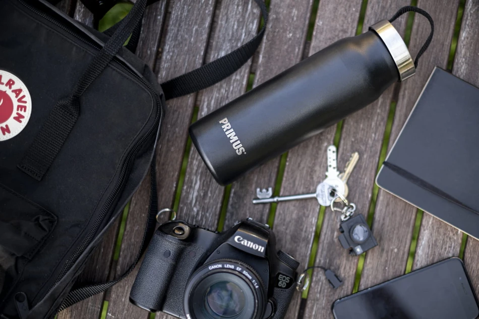 Klunken_Vacuum_Bottle_550_Black.jpg