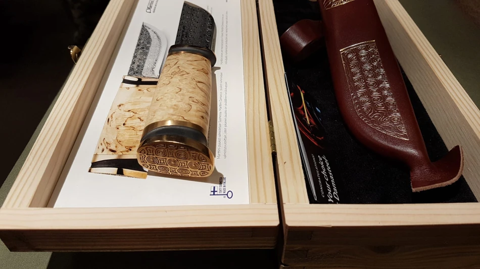 Damascus Knife