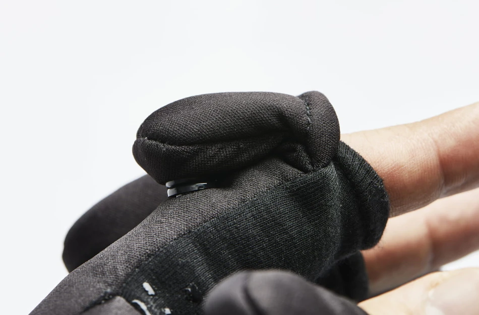 AirBear Weather Proof Glove