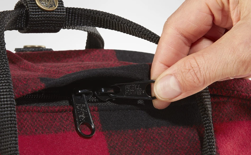 Kanken Re-Wool, kolor: 320-550 - Red/Black