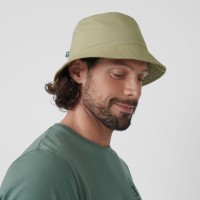 Fjallraven Reversible Bucket Hat, kolor: 195-622 - Sand Stone-Light Olive