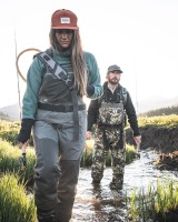 Unstructered Flat Brim Cap, kolor: 800 - Simms Orange