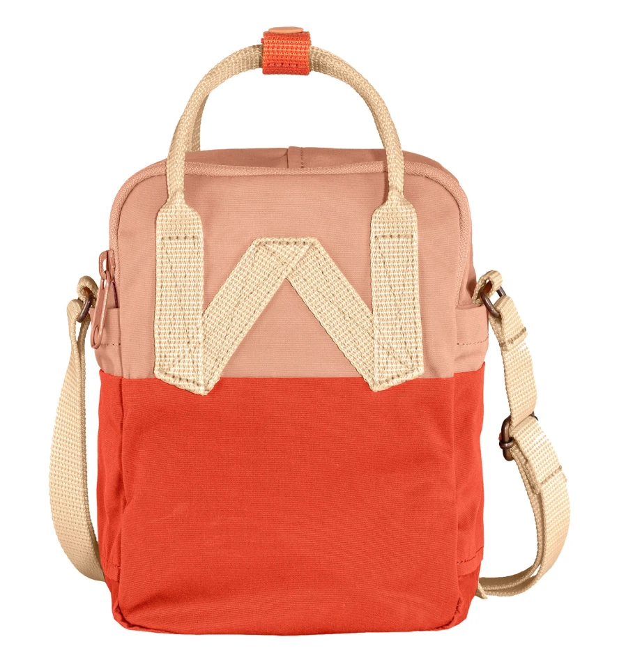 Kanken Art Sling, kolor: 983-984, kolor: Poppy Fields-Cotton Sky