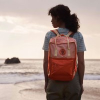 Fjallraven_Kanken_Art_15_kolor_983_984_Poppy Fields_Cotton_Sky_2.jpg