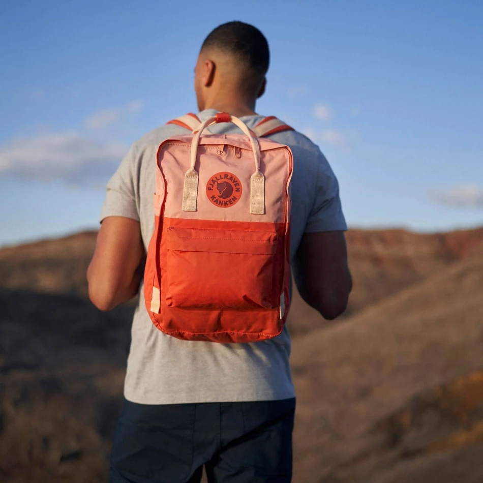 Fjallraven_Kanken_Art_15_kolor_983_984_Poppy Fields_Cotton_Sky_3.jpg