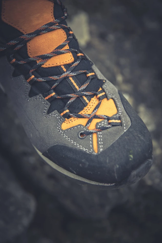 Makra Light GTX, kolor:  064-023 - Asphalt /Orange