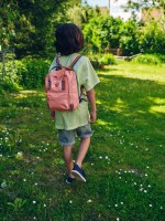 Fjallraven_Kanken_Rainbow_Mini - rozowy.jpg