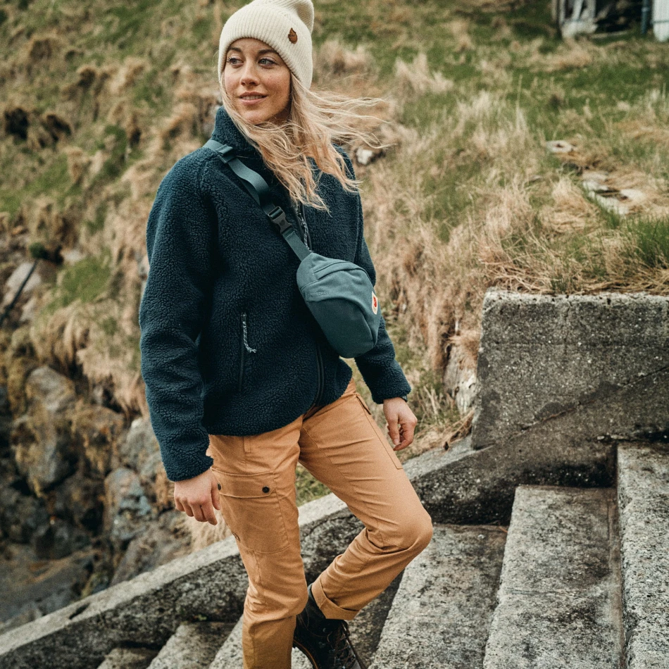 Fjallraven_Ulvo_Hip_Pack_Medium.jpg