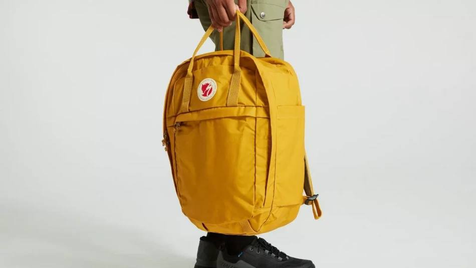 Specialized/Fjallraven Cave Pack