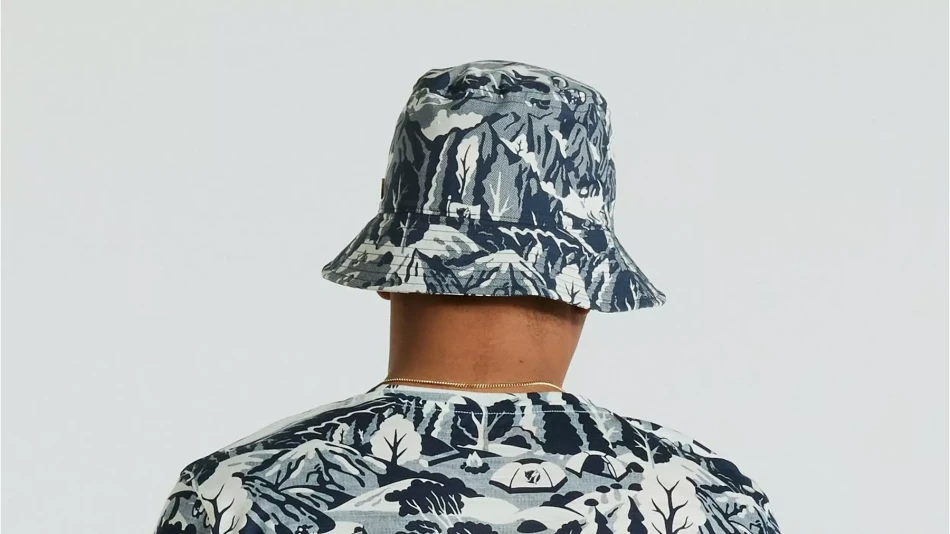 Fjallraven_Specialized_Hat_kolor_560-111_Navy_eggshell_33.webp