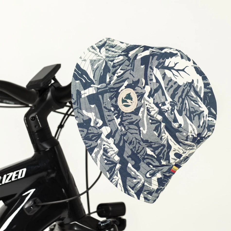 Fjallraven Specialized Hat, kolor: 560-111 - Navy / Eggshell
