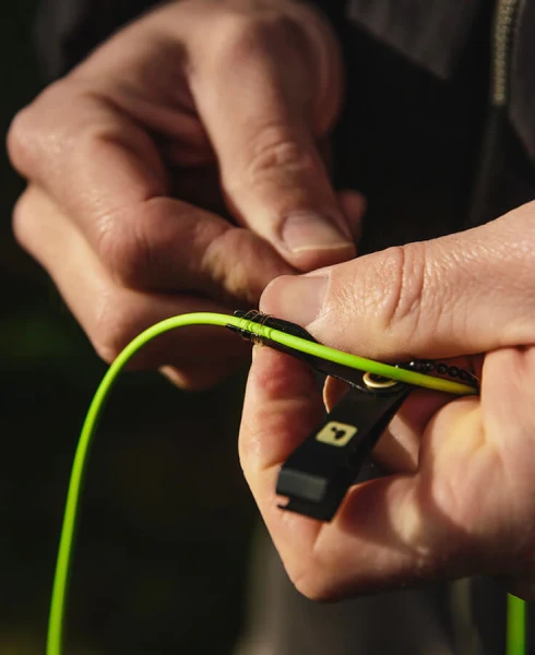 Rogue Nippers with Knot Tool