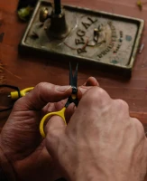 Razor Scissors, kolor: yellow