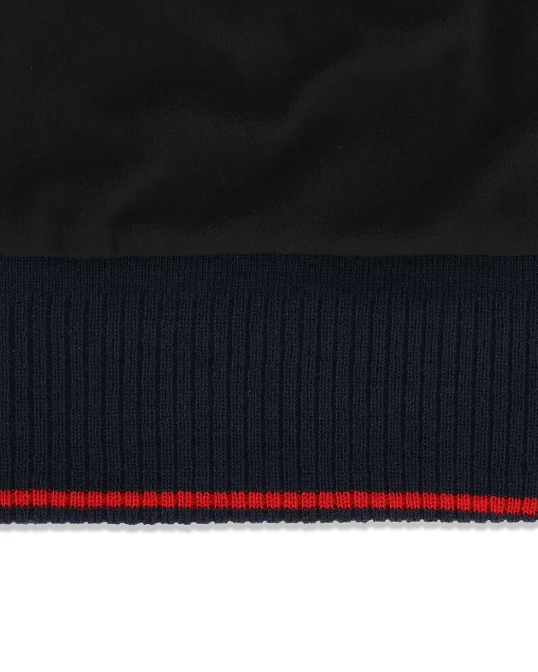 Tip-Up Pom Beanie, kolor: 635 - Americana - wnętrze czapki