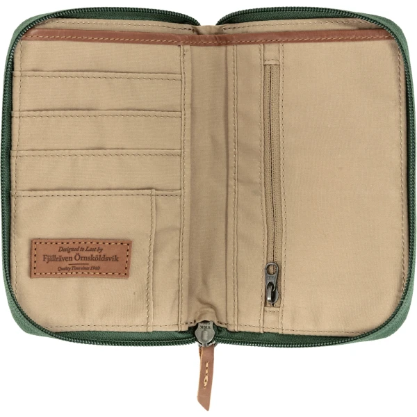 Passport Wallet, kolor: 679 - Deep Patina