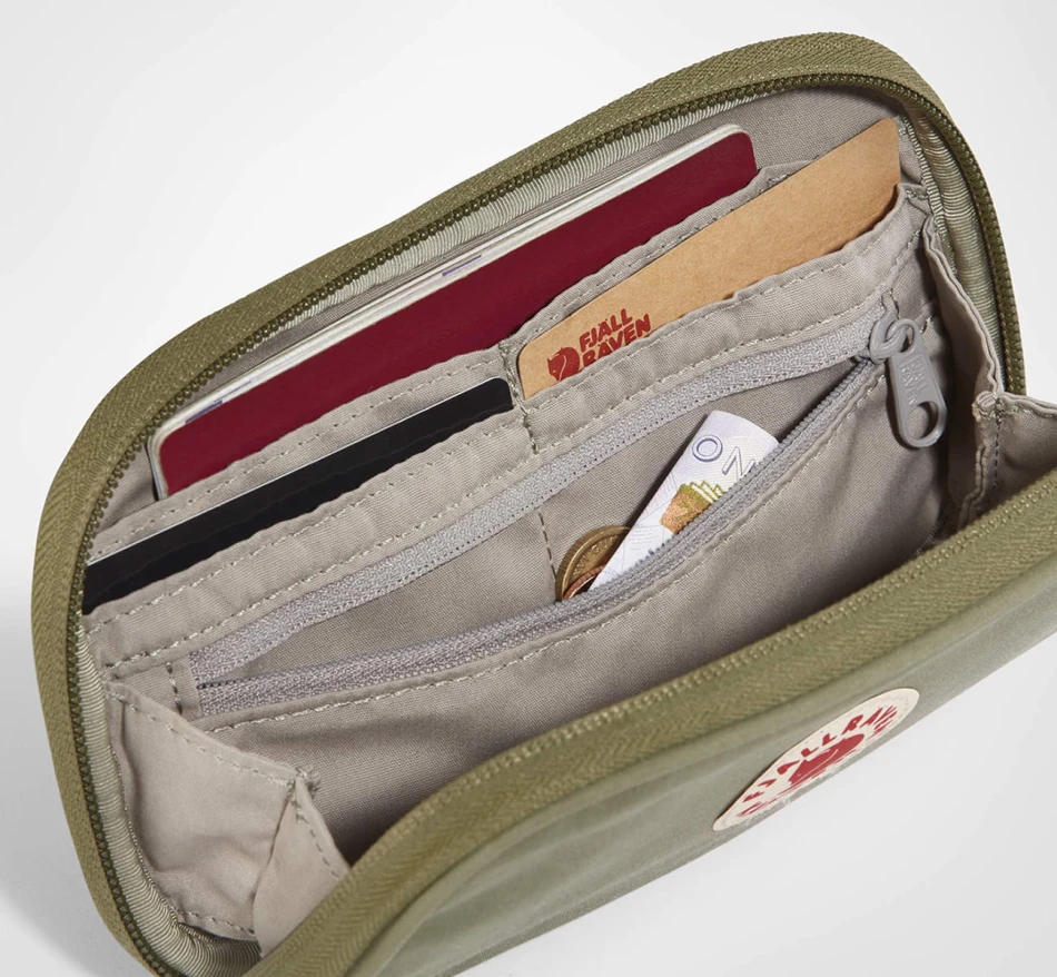 Kanken Travel Wallet, kolor:  620 - Green
