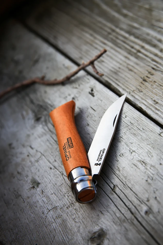 Opinel N°02-12 Carbon