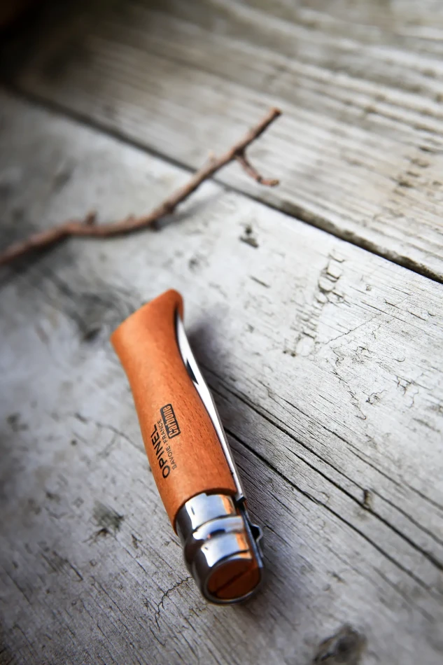 Opinel N°02-12 Carbon