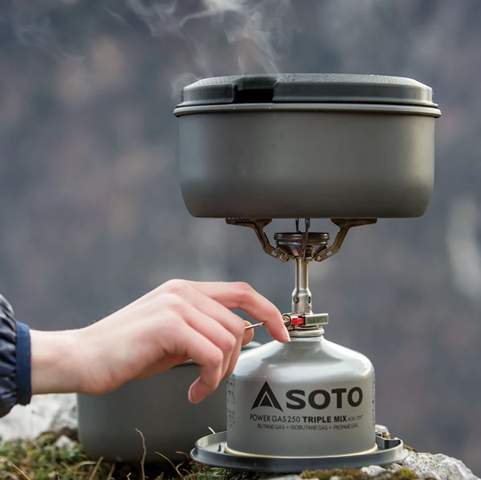 Amicus Stove with Igniter