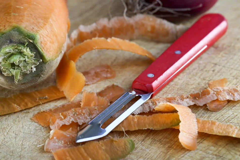 Opinel Peeler No.115