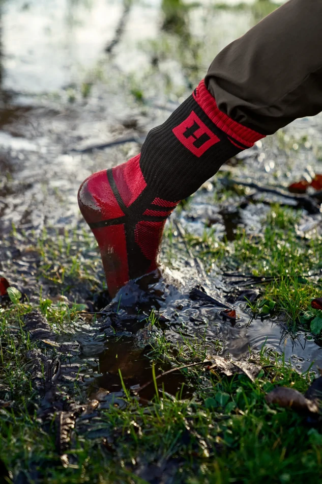 Harkila Waterproof Sock, kolor: Red/Black