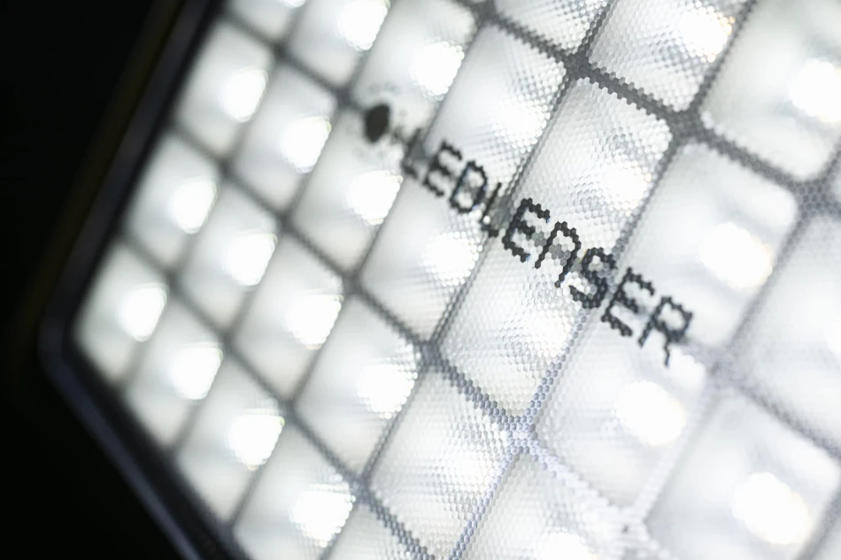 Ledlenser AF8R Work