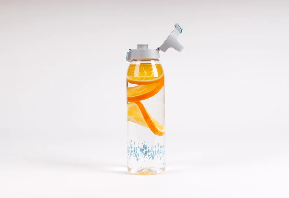 SIGG Total Clear One MyPlanet 1,5 L, kolor: Aqua