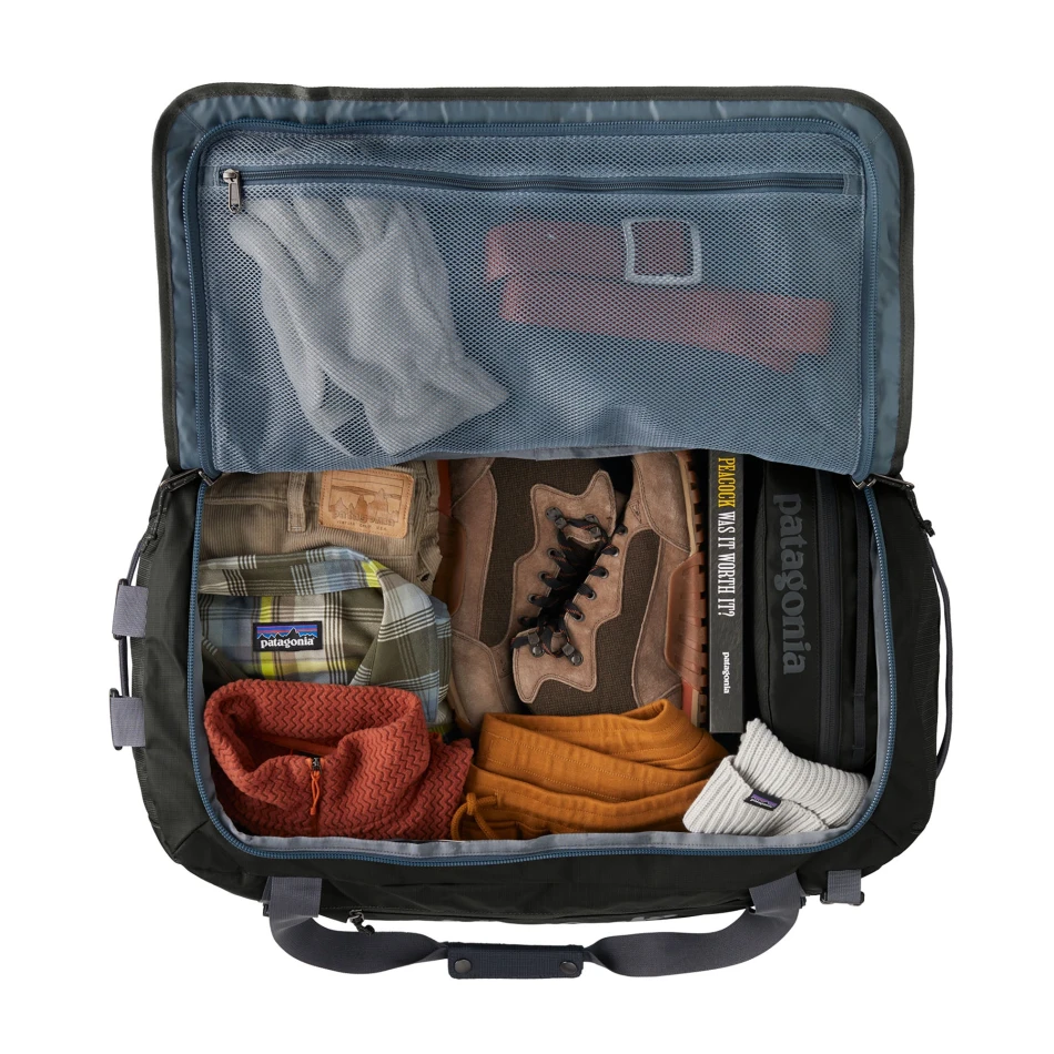 Patagonia_Black_Hole_Cube_2.webp